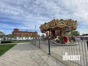 3-к квартира, вторичка, 120м2, 1/3 этаж